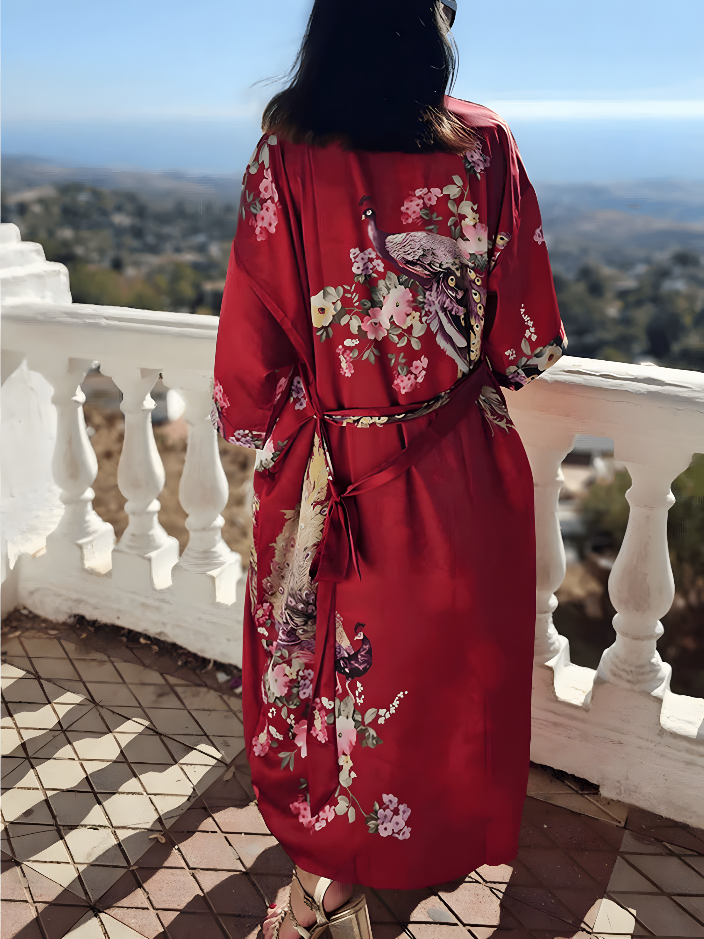 Kimono Rojo Pavo Real